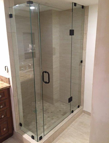 Paradise Glass and Mirror offers Frameless Showers in Marco Island and Naples, FL