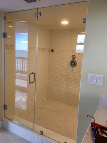 Paradise Glass and Mirror offers steam showers in Marco Island and Naples, FL